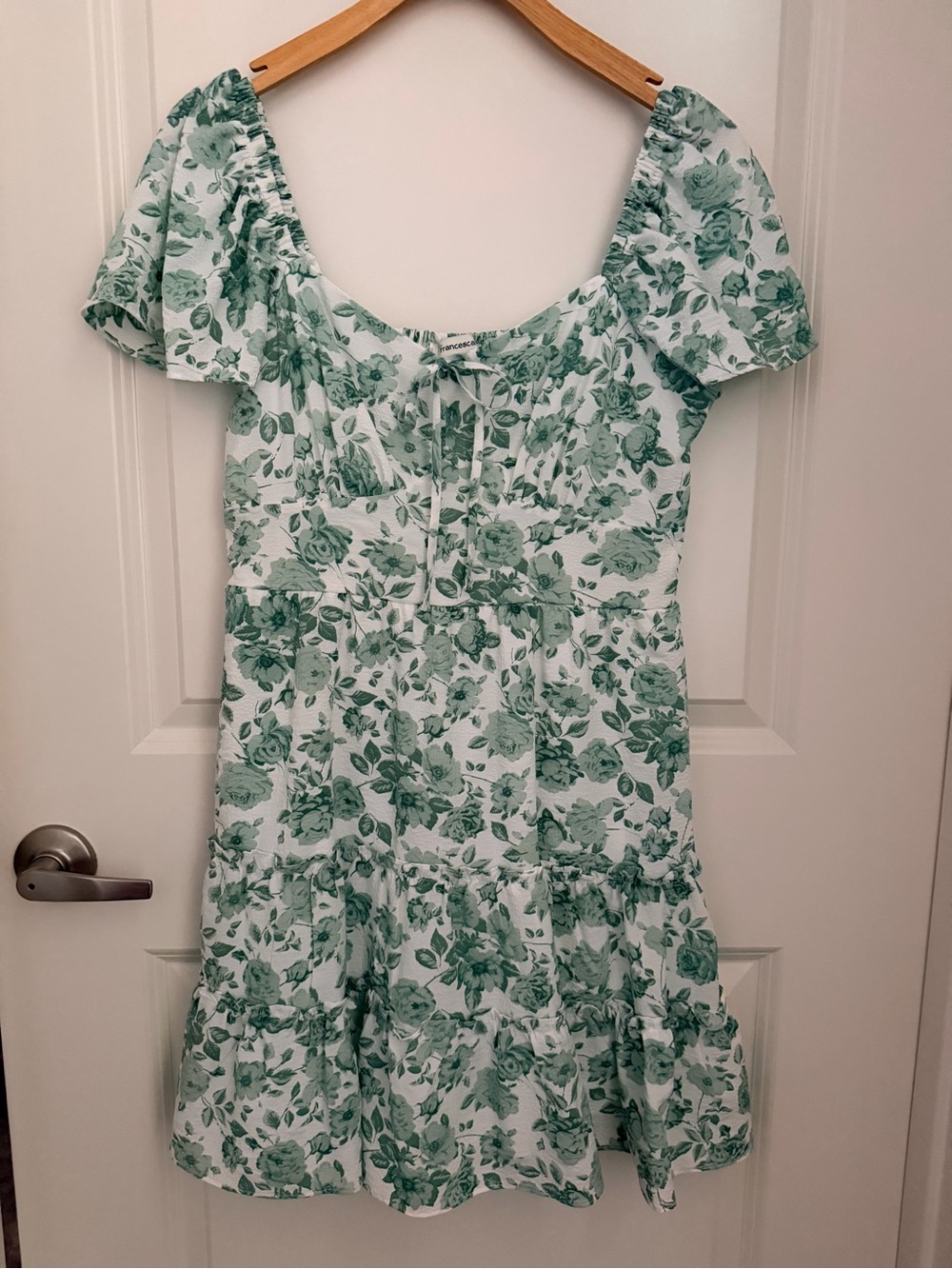 NWOT Green Floral Short Sleeve Womens Dress